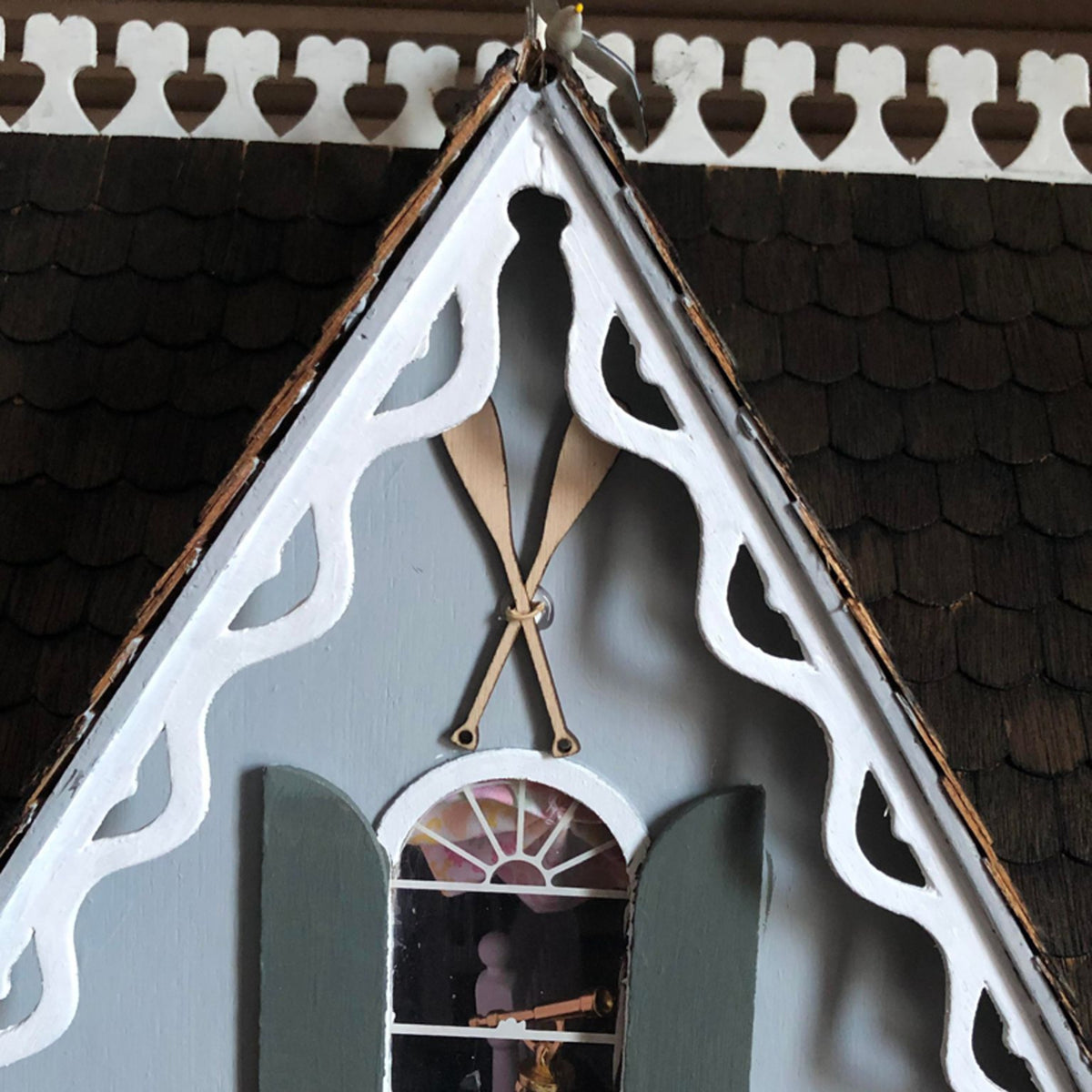 Crossed Skis Ornament