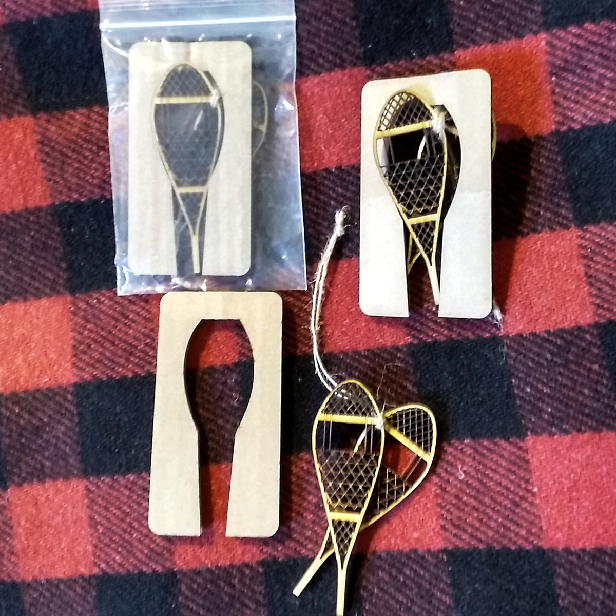 Crossed Snowshoes Ornament